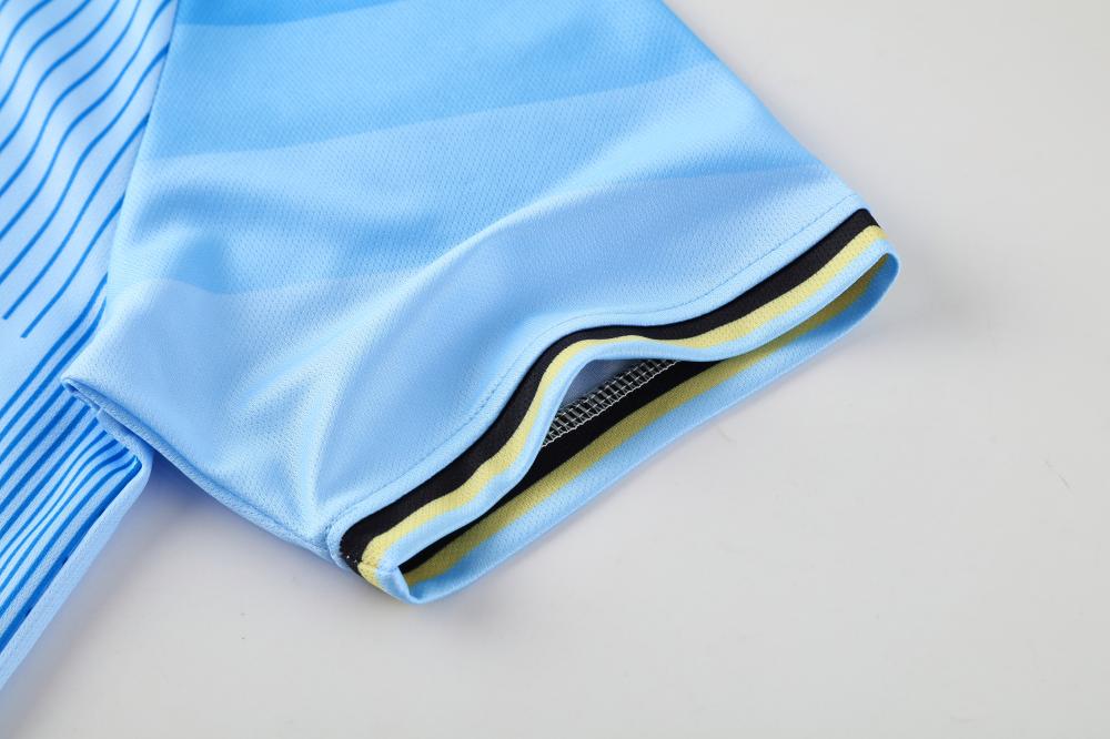 close up image of sky break kids kit sleeve
